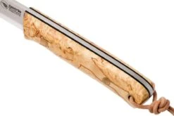 Casström Woodsman Knife Curly Birch, K720 Scandi Grind 10824 Con Firesteel 12 Casström Woodsman Knife Curly Birch, K720 Scandi Grind 10824 Con Firesteel -The Adventure Kit CM10824 05 casstrom cm10824 05