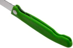 Victorinox SwissClassic 6.7836.F4B Cuchillo Plegable Dentado Para Verduras, Verde 11 Victorinox SwissClassic 6.7836.F4B Cuchillo Plegable Dentado Para Verduras, Verde -The Adventure Kit VT6 7836 F4B 05 victorinox